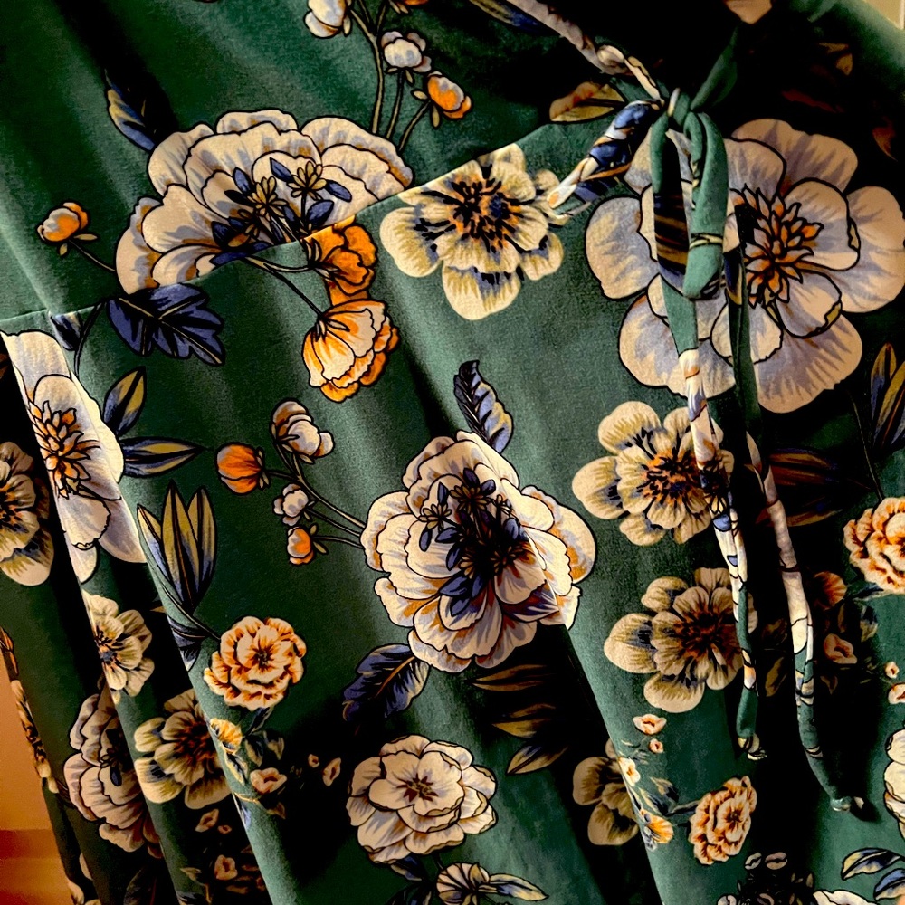 Kaileigh Dress - Medium